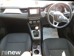 Renault Captur dCi 95 Iconic - Image 2