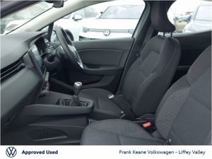 Renault Clio Equilibre TCE 90 5DR  now IN Stock - Image 4