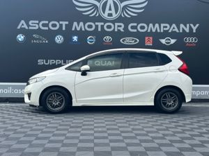 Honda Fit Hybrid - Image 2