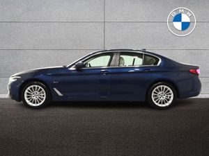 BMW 5 Series 530e SE Saloon - Image 4