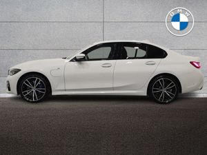 BMW 3 Series 330e M Sport Saloon - Image 4