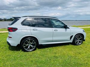 BMW X5 Xdrive50e M Sport Auto - Image 3