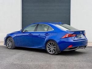 Lexus IS 300 H 2.5 F Sport  low Mileage - Image 4