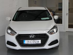 Hyundai i40 2017, SE NAV ESTATE - Image 3