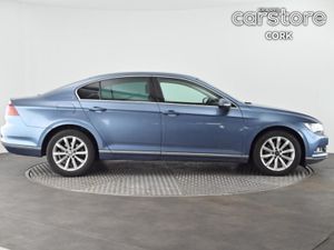 Volkswagen Passat 1.6 TDI 120HP Highline - Image 3