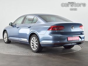 Volkswagen Passat 1.6 TDI 120HP Highline - Image 4