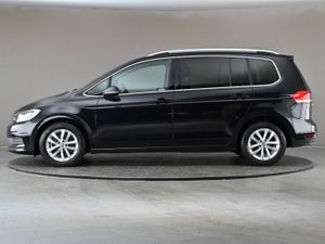 Volkswagen Touran 1.4 TSI DSG Comfortline reverse - Image 4