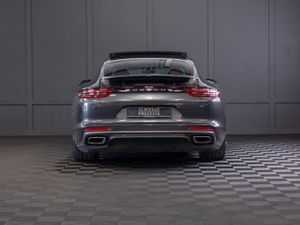 172 Porsche Panamera 4 V6 E-Hybrid - Image 4