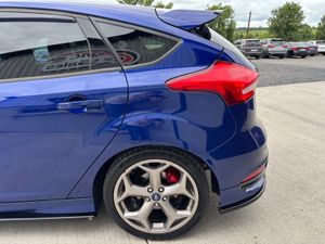STUNNING 2016 FORD FOCUS ST2 - Image 4