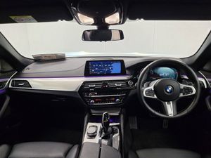 BMW 5 Series 520d M Sport Auto - Image 4