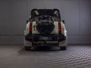 2021 Defender 90 D200 Hard Top 3 Seat Commercial - Image 4