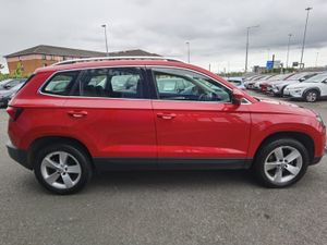 SKODA KAROQ 2.0TDI AMBITION DSG AUTOMATIC 115BHP - Image 4