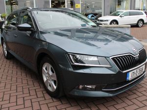 Skoda Superb 2.0TDI 150HP COMBI ATTRACTION AUTOMAT - Image 2