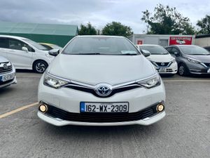 Toyota Auris 2016 - Image 2
