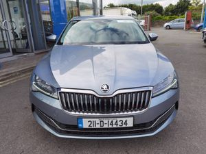 SKODA SUPERB 2.0TDI STYLE DSG AUTOMATIC - Image 2