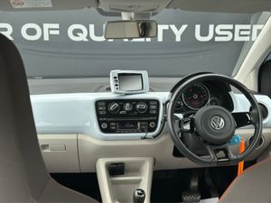 Volkswagen Up! Auto - Image 4