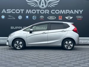 Honda Fit Hybrid - Image 2