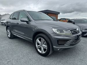 171 VW TOUAREG 3.0 TDI 5 SEATER R LINE 333TAX - Image 2