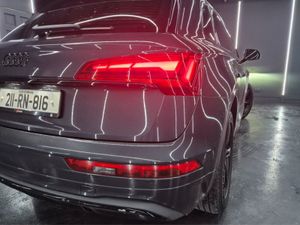 Audi Q5 35 TDI Launch Edition Auto - Image 3