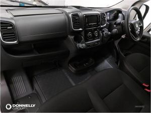 Vauxhall Movano 2.2 Turbo D 140ps H2 Van Prime - Image 4