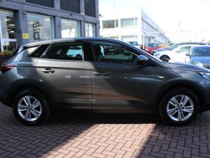 Vauxhall Grandland X 2018 - Image 3