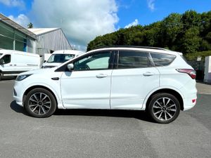 Ford Kuga ST-Line 1.5TDCi Automatic - Image 4