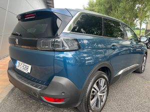 Peugeot 5008 2021 - Image 2