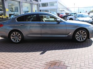 BMW 5-Series 530E SE LUXURY PLUS 4DR SALOON AUTOMA - Image 3