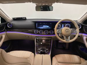 Mercedes-Benz CLS-Class CLS 300 d AMG Line - Image 4
