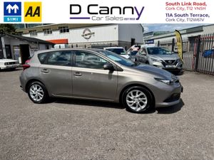 Toyota Auris 1.33 Aura 5DR Petrol - Image 4