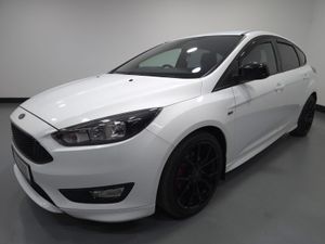 Ford Focus ST-Line 1.0 EcoBoost - Image 3