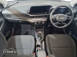 Hyundai i20 Deluxe Plus - Image 2