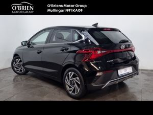 Hyundai i20 Deluxe Plus - Image 3