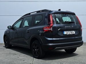 Dacia Jogger  summer Sale NOW ON  1.0 L TCe 110 E - Image 4