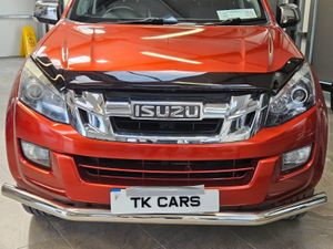 17 ISUZU D-MAX LS  2.5 DIESEL LOW MILEAGE - Image 3