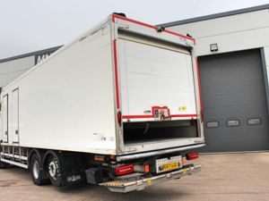 2017 DAF CF370 6X2 FRIDGE LORRY - Image 4