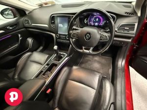Renault Megane IV Grand Coupe Signature B 4DR - S - Image 4