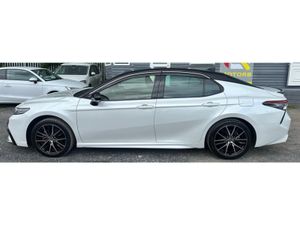 Toyota Camry *New Shape* Leather Package 2.5 Hybri - Image 4