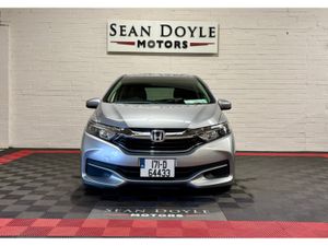 Honda Shuttle 1.5 Petrol Hybrid AUTOMATIC - Image 3