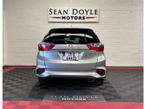 Honda Shuttle 1.5 Petrol Hybrid AUTOMATIC - Image 4