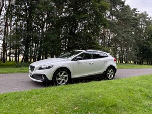 Volvo V40 2014 Cross Country Automatic - Image 3