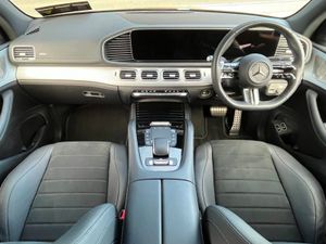 Mercedes-Benz GLE-Class 400E AMG Line Urban Editi - Image 2