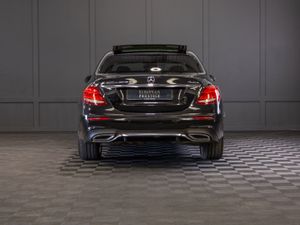 2019 Mercedes-Benz E400d AMG Line Premium Plus - Image 4