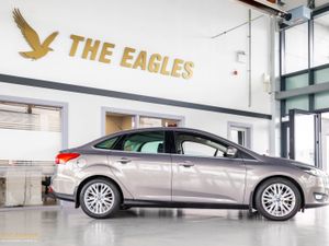 Ford Focus 4DR 1.5 TD 95PS 6SPEED ZETEC - Image 3