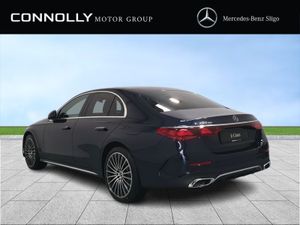Mercedes-Benz E-Class E300 DE - Premium - Image 4