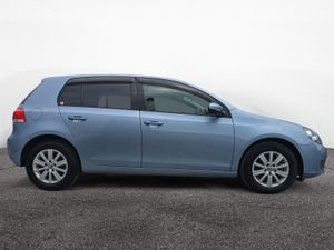 Volkswagen Golf Automatic - Image 4