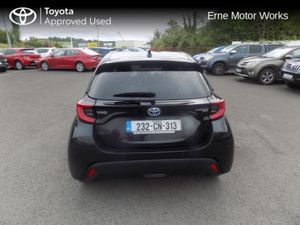 Toyota Yaris YARIS 1.5 HYBRID L/SPORT - Image 4