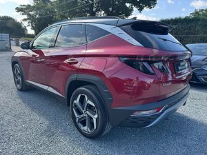 221 HYUNDAI TUCSON EXECUTIVE PLUS AUTOMATIC - Image 2