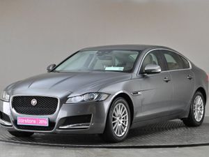 Jaguar XF 2.0d 180BHP RWD Prestige My16  beige Le - Image 3