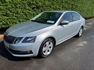 Skoda Octavia 2019 DSG 1.0 Tsi 115-BHP  AUTO - Image 4